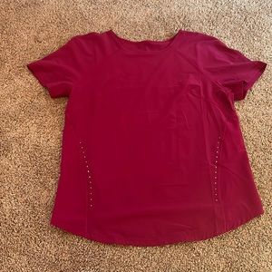 NWOT Lululemon tee shirt